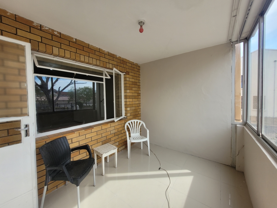 2 Bedroom Property for Sale in Port Elizabeth Central Eastern Cape